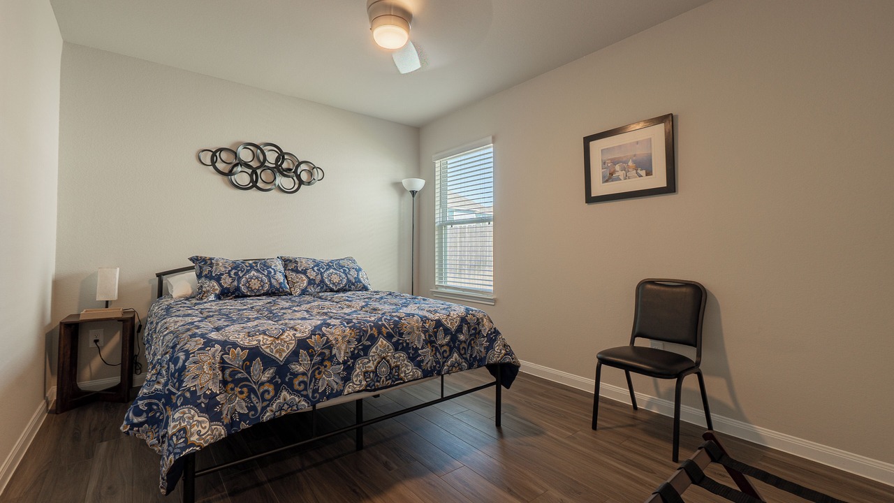 Photo of Bedroom in Iowa Colony
