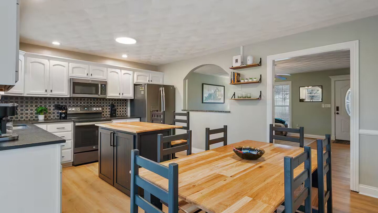 Photo of Others in Bardstown