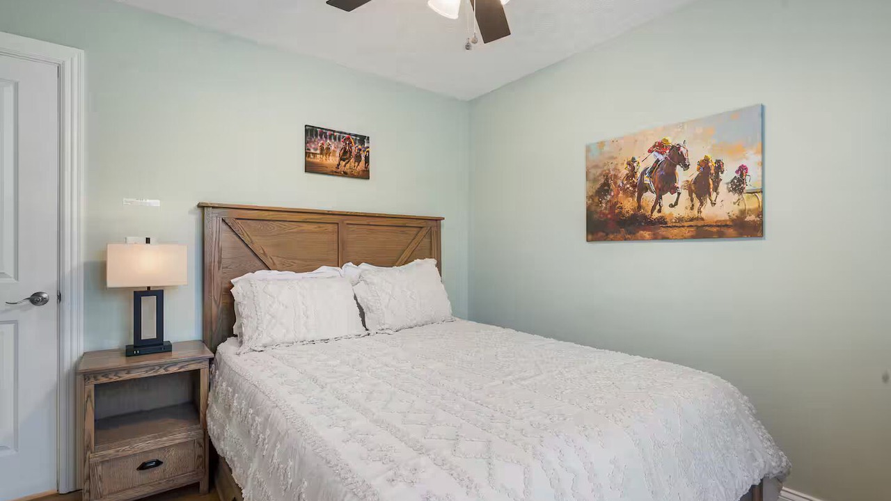 Photo of Bedroom in Bardstown