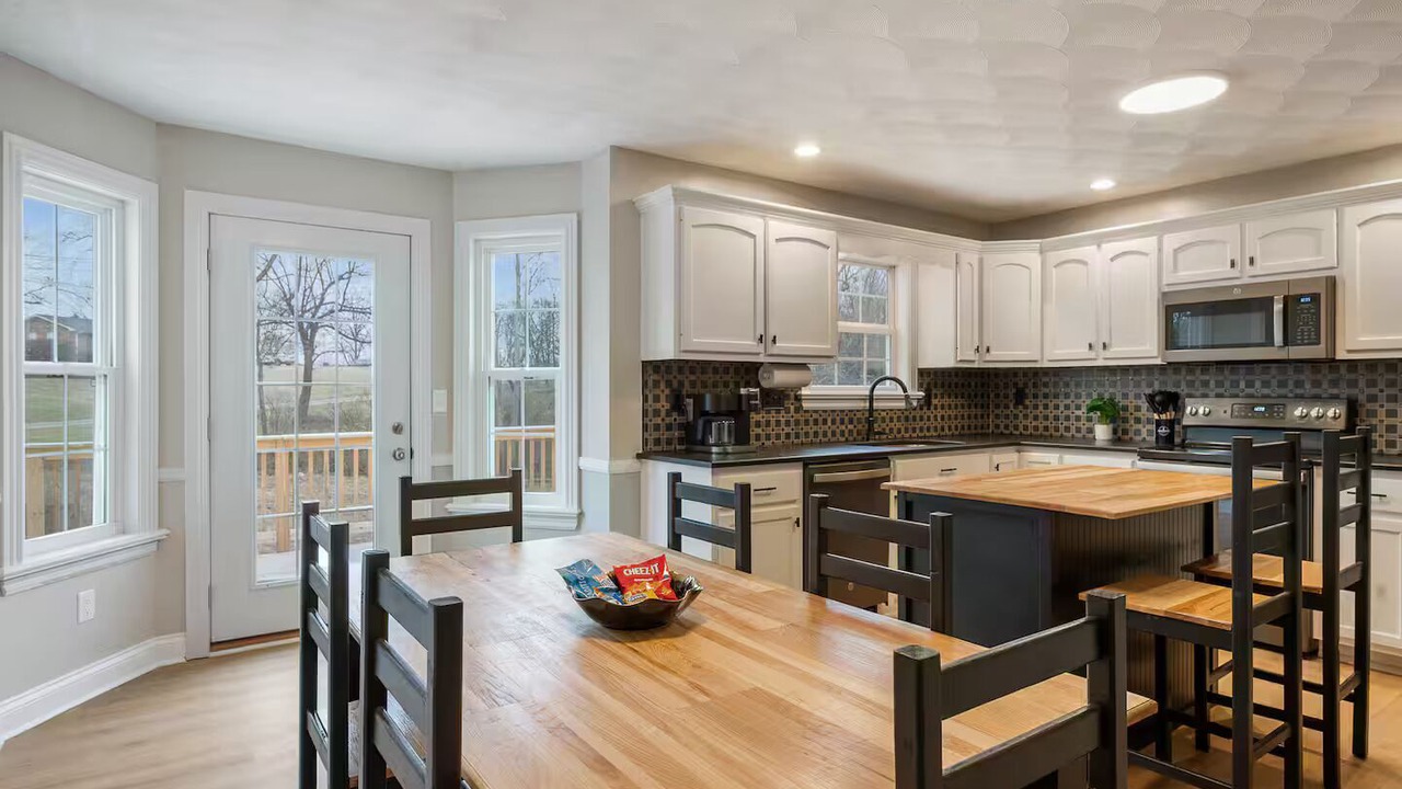 Photo of Others in Bardstown