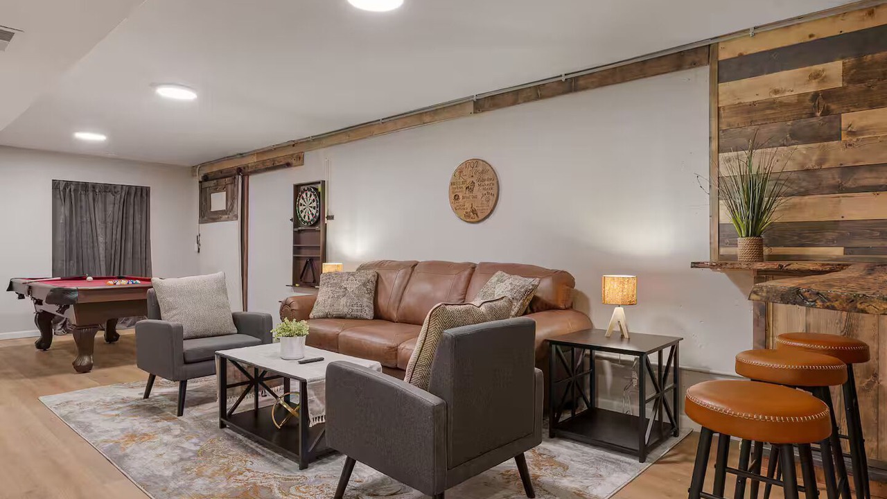 Photo of Livingroom in Bardstown