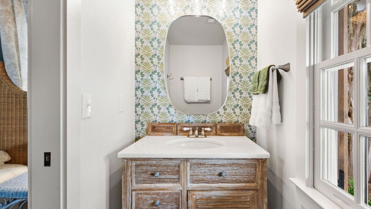 Photo of Bathroom in Northwest Quadrant