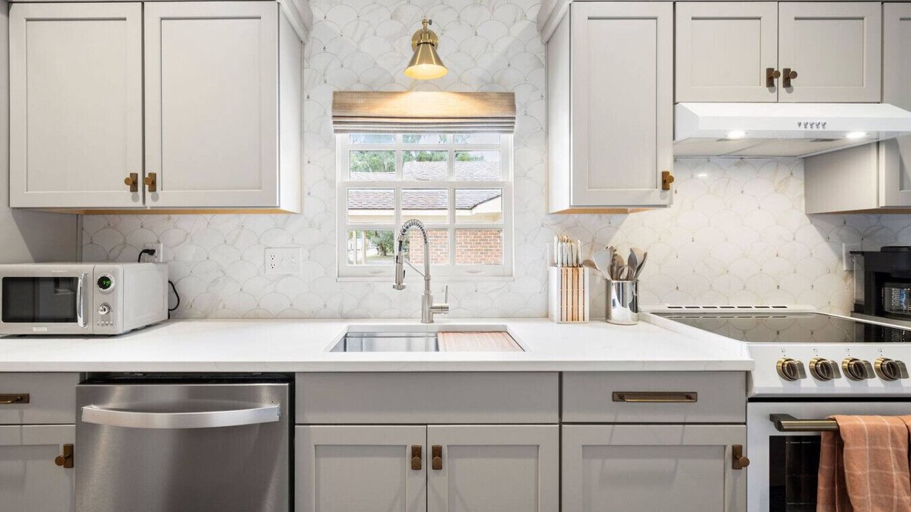 Photo of Kitchen in Northwest Quadrant