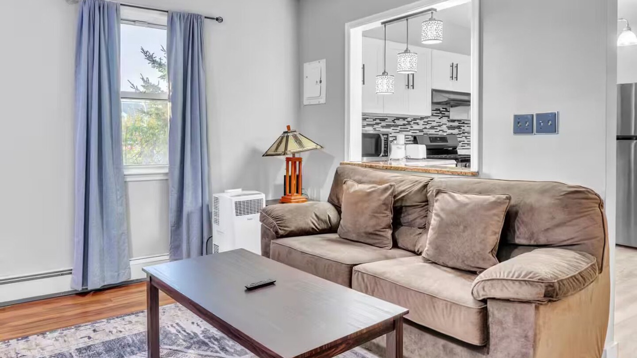 Photo of Livingroom in Constable Hook