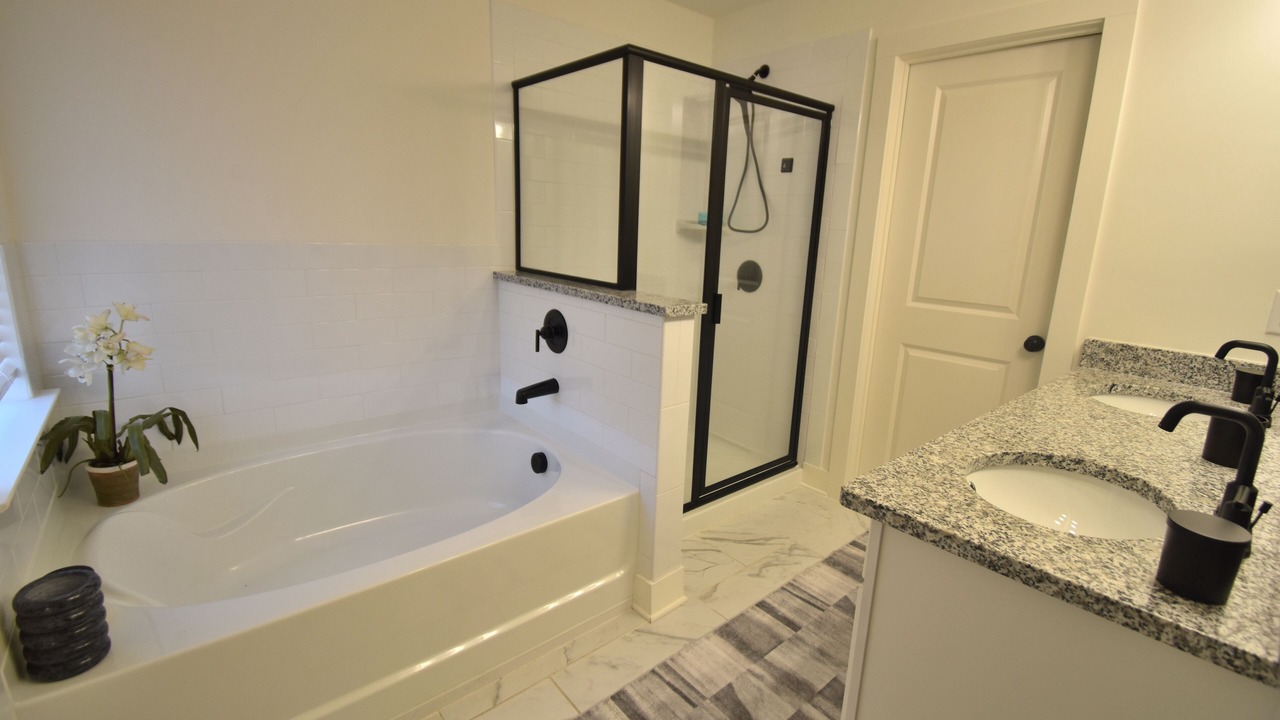 Photo of Bathroom in Winder
