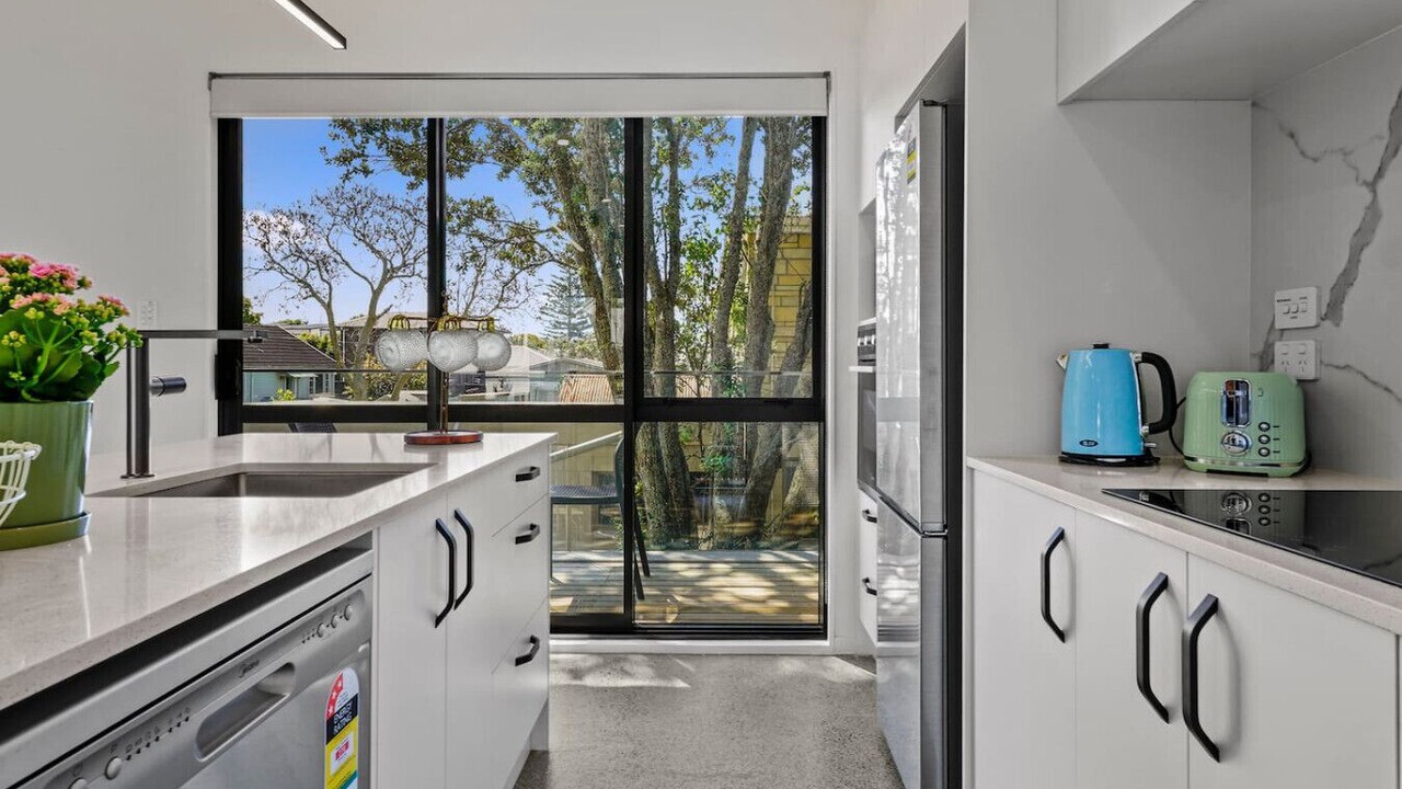 Photo of Kitchen in Otahuhu