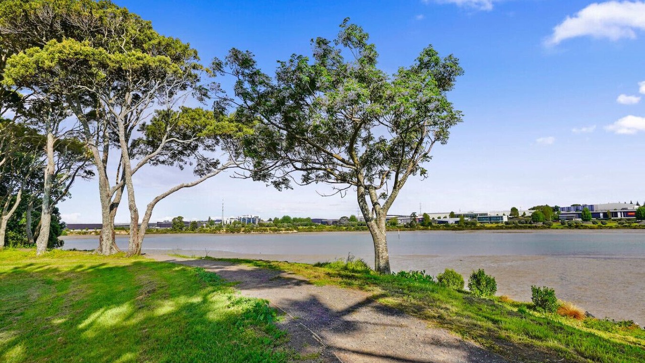 Photo of Others in Otahuhu