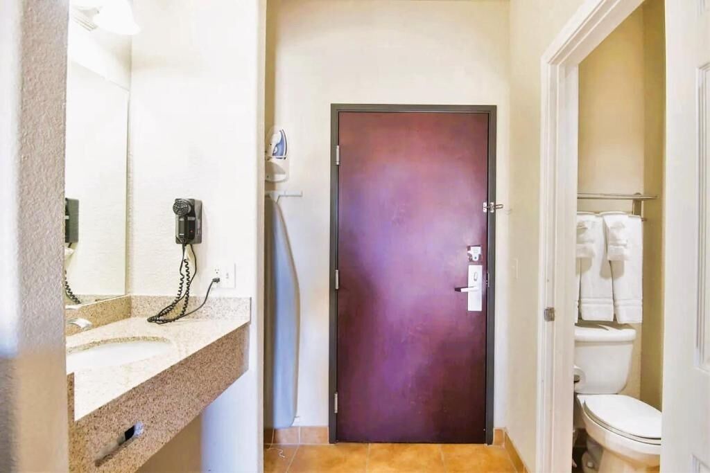 Photo of Bedroom in Clute