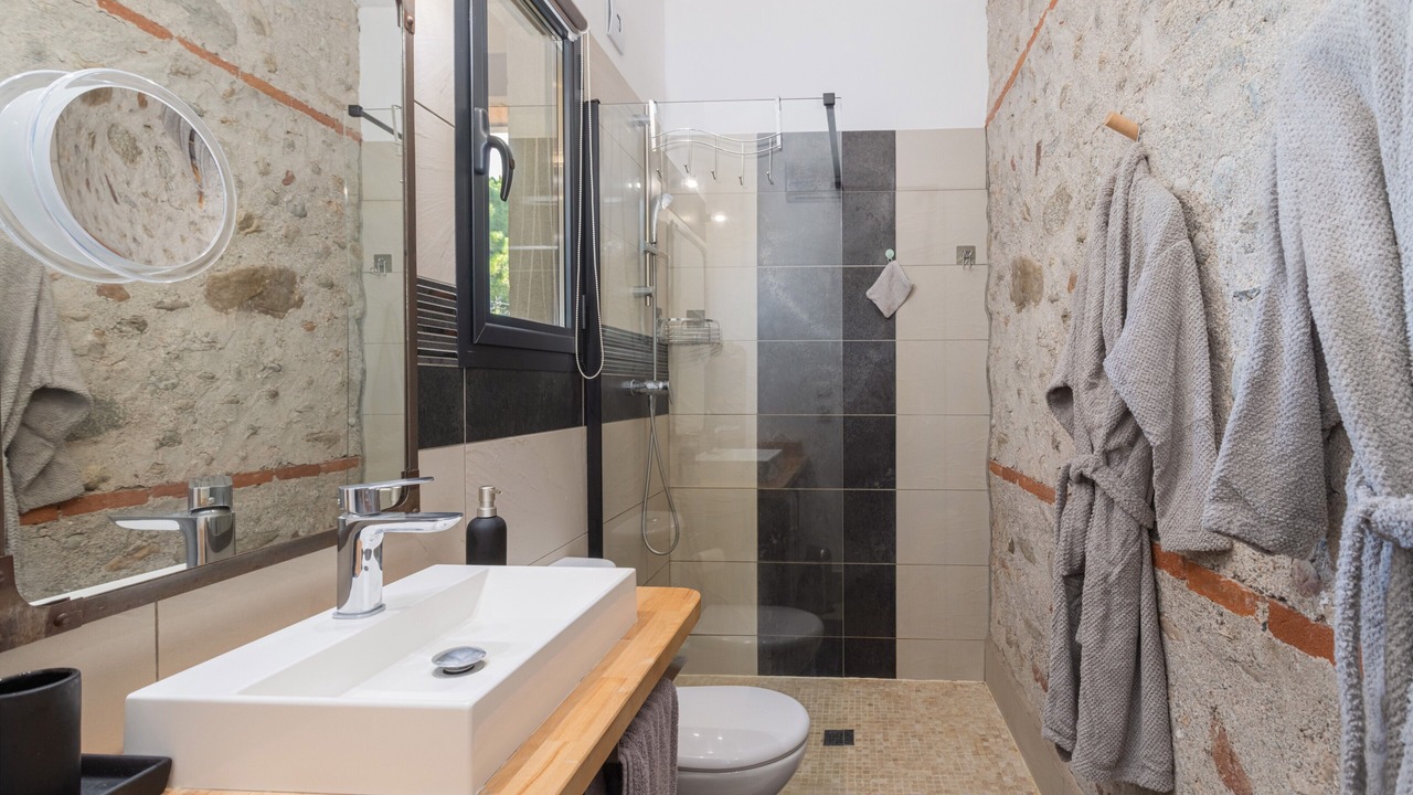 Photo of Bathroom in Bages