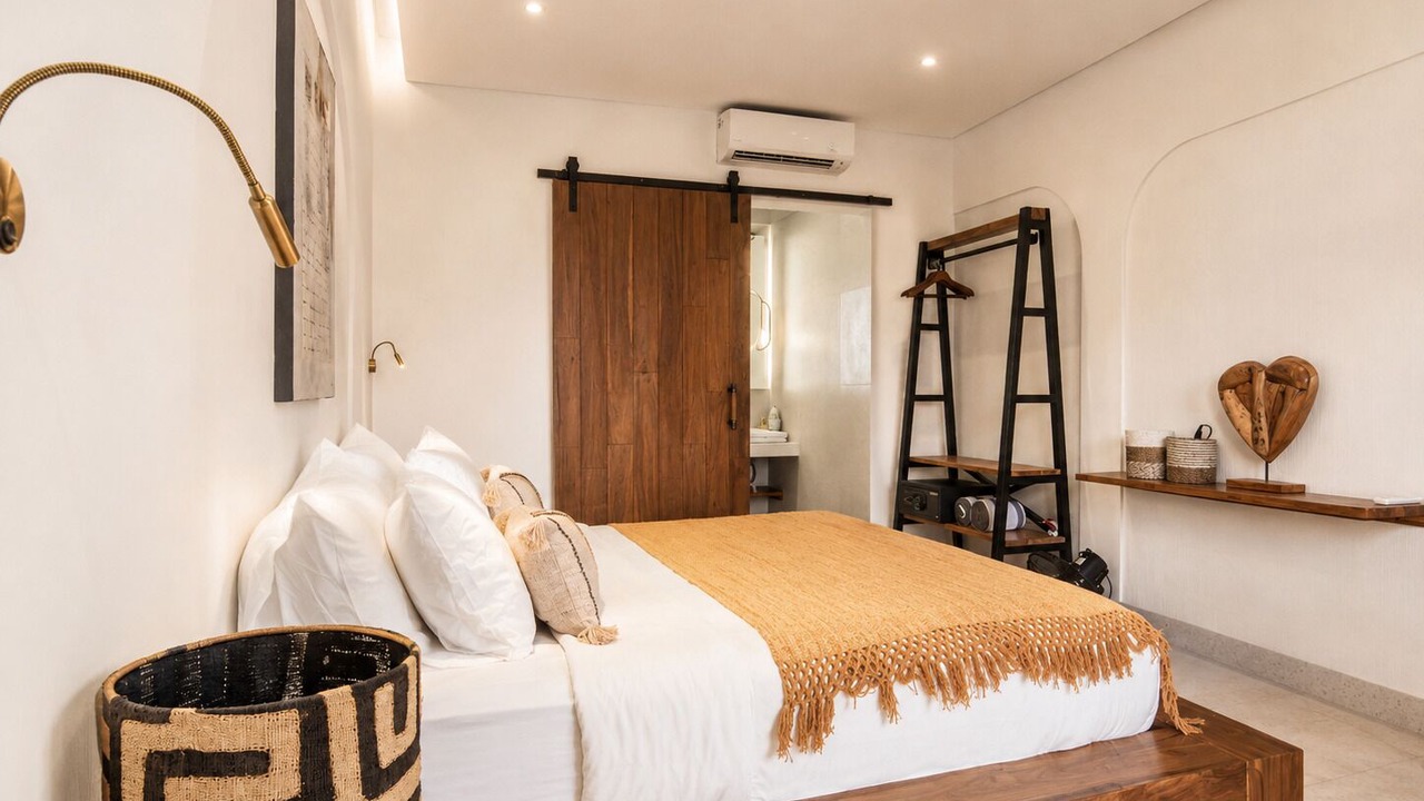 Photo of Bedroom in Sunset Road