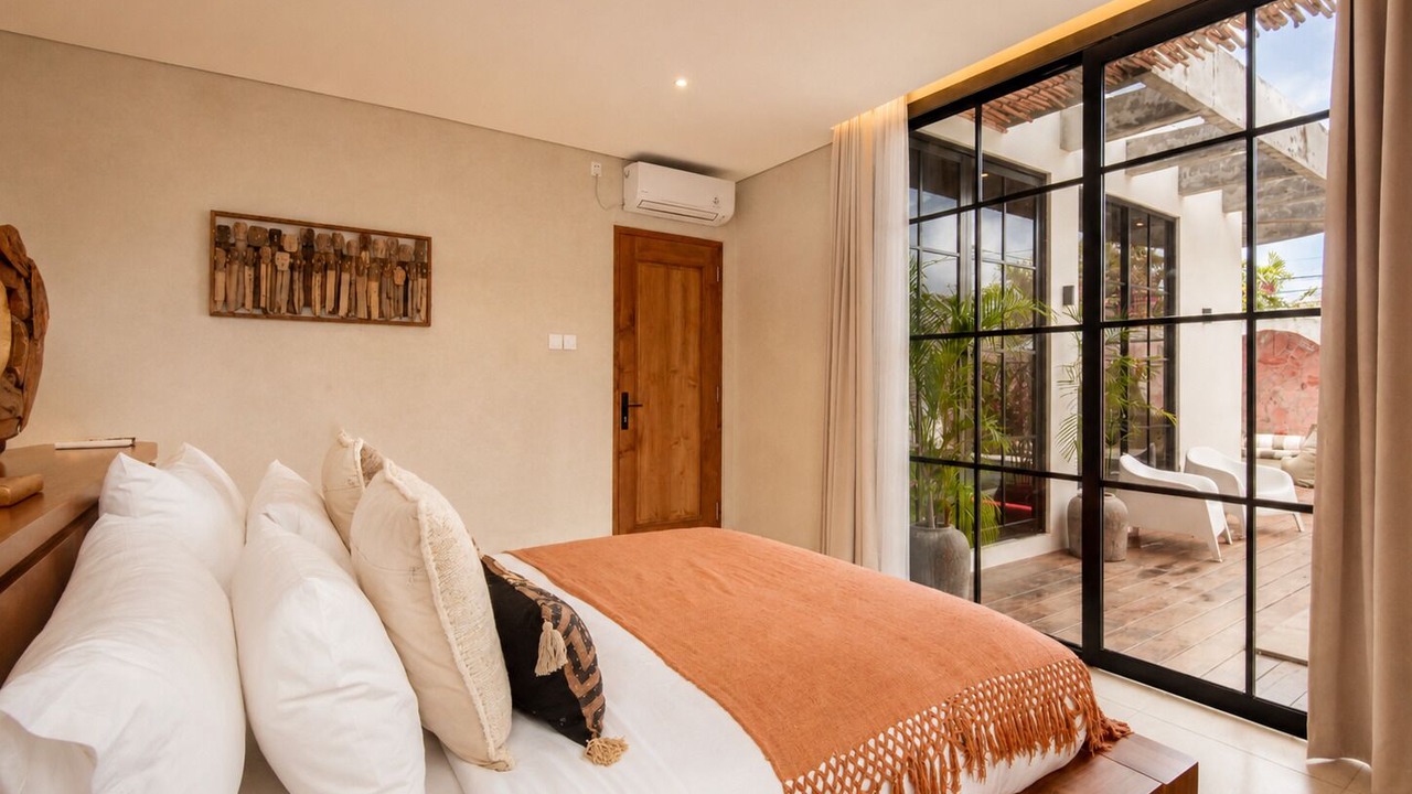 Photo of Bedroom in Sunset Road