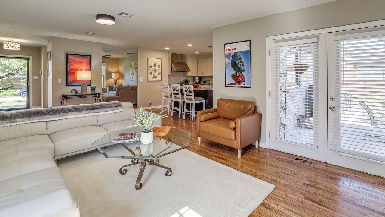 Photo of Livingroom in South Tulsa