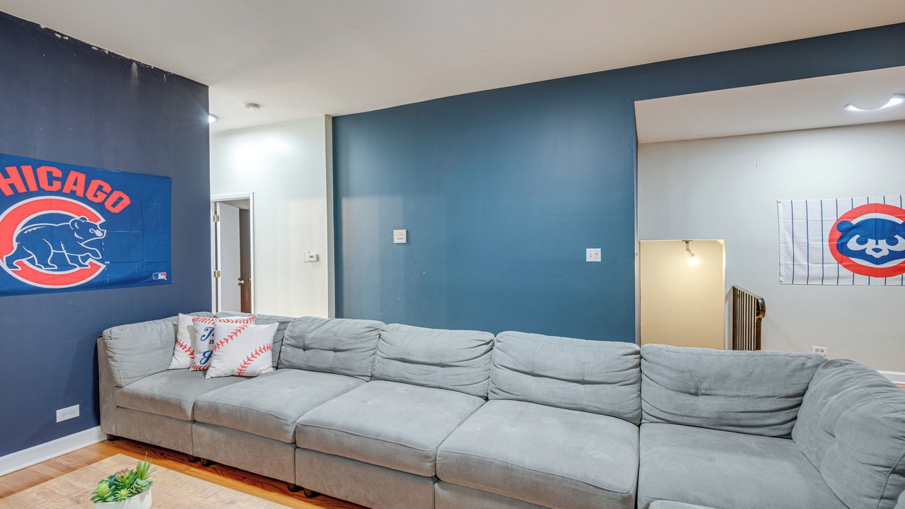 Photo of Livingroom in Wrigleyville