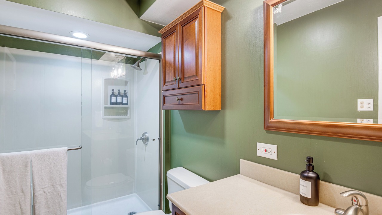 Photo of Bathroom in Wrigleyville