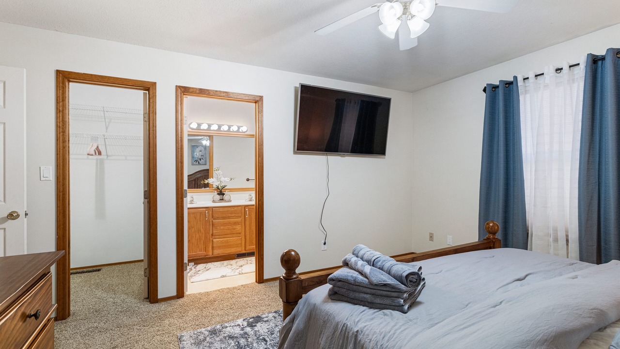 Photo of Bedroom in Champaign