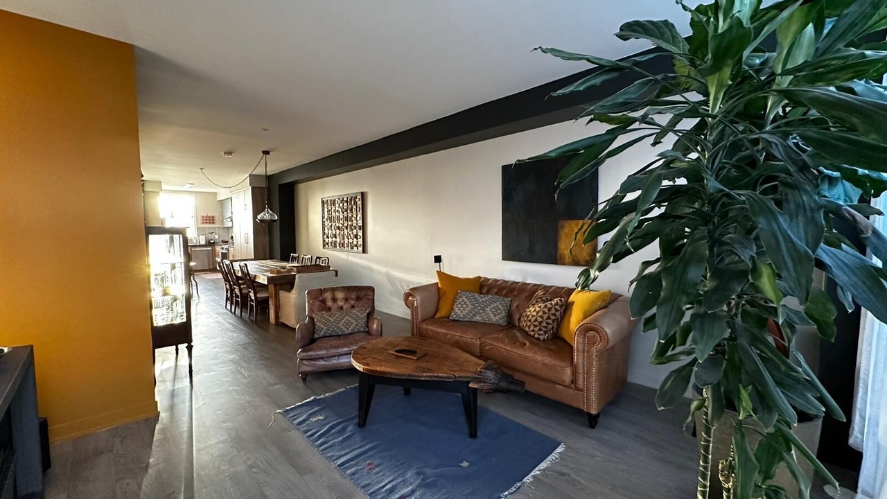 Photo of Livingroom in Lawrence Heights