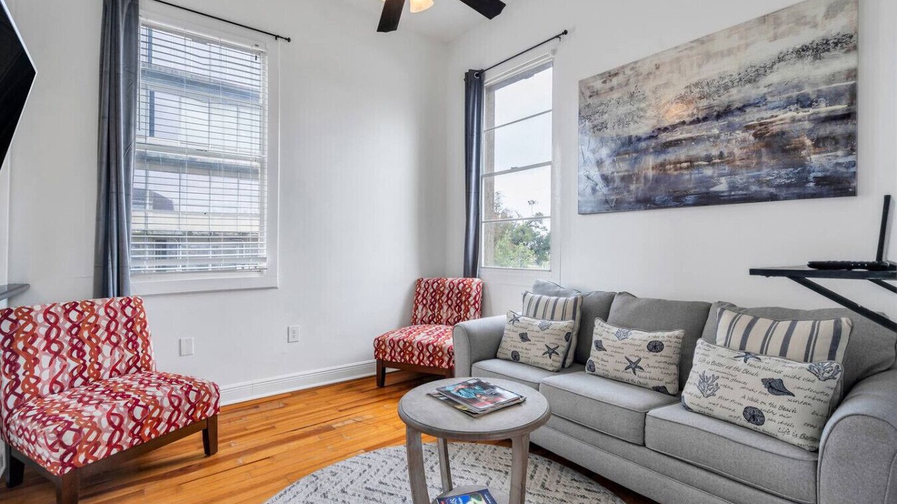 Photo of Livingroom in Tulane - Gravier