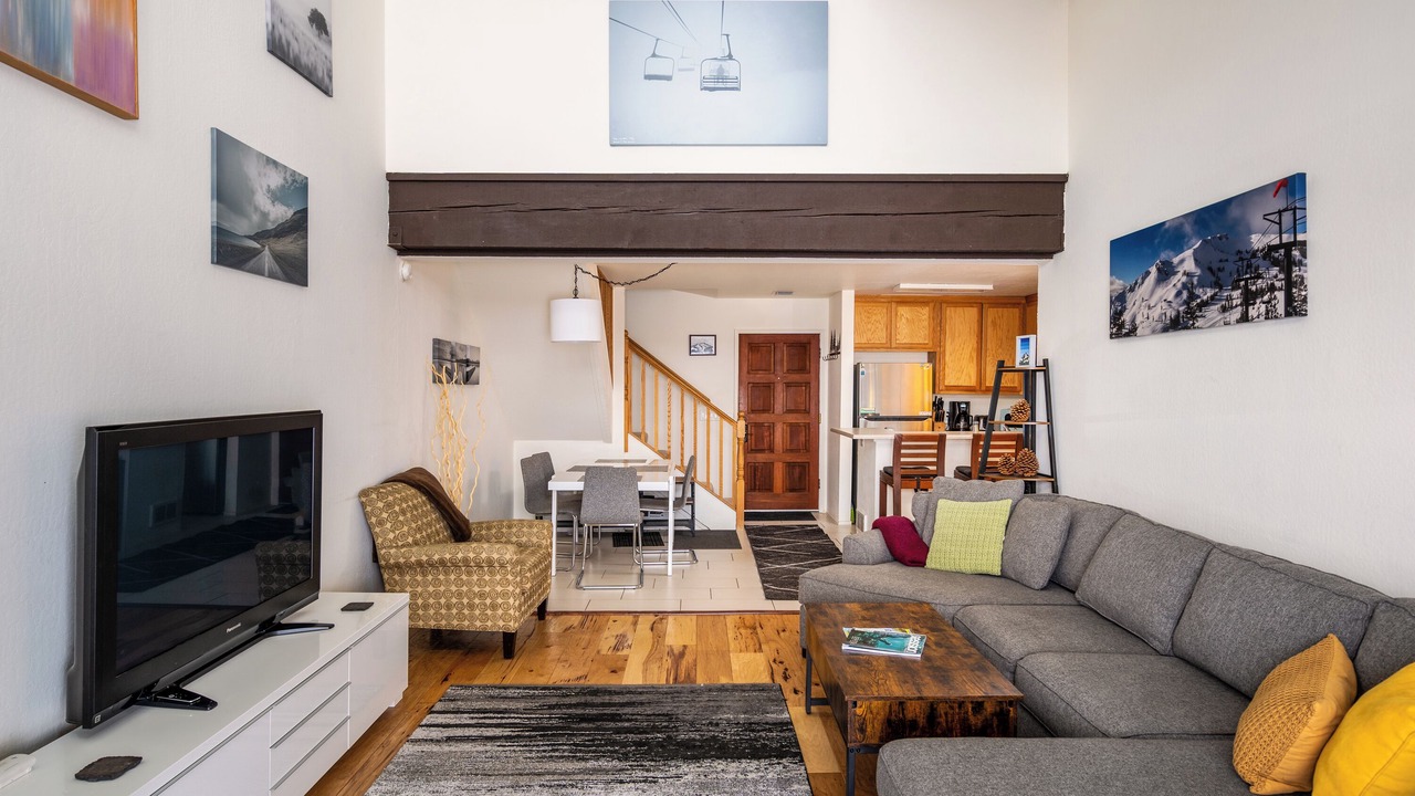 Photo of Livingroom in Alpine Meadows