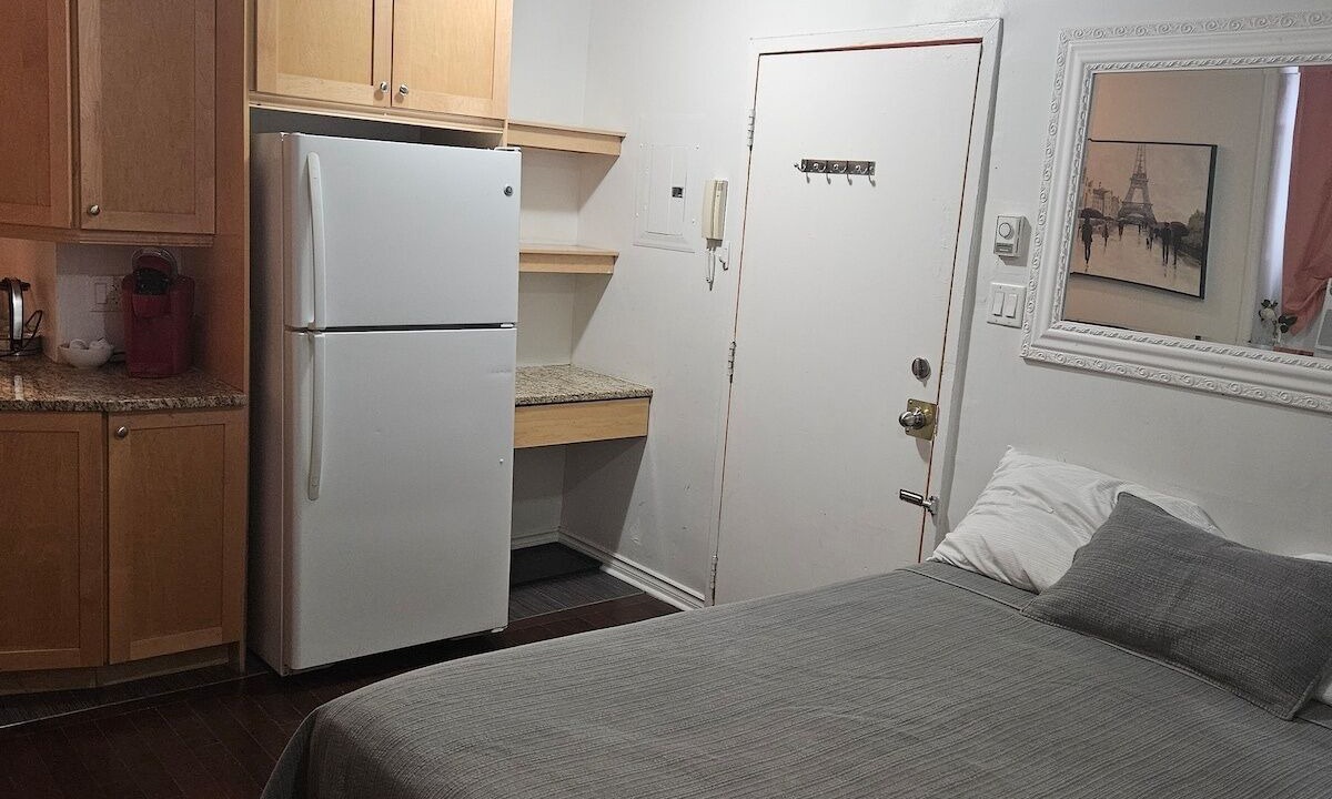 Photo of Bedroom in ByWard Market
