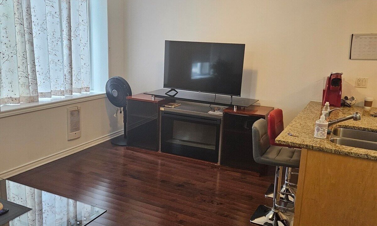 Photo of Livingroom in Downtown Ottawa