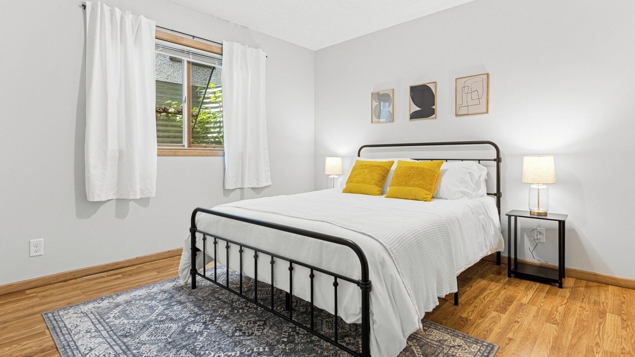 Photo of Bedroom in Merriam Park