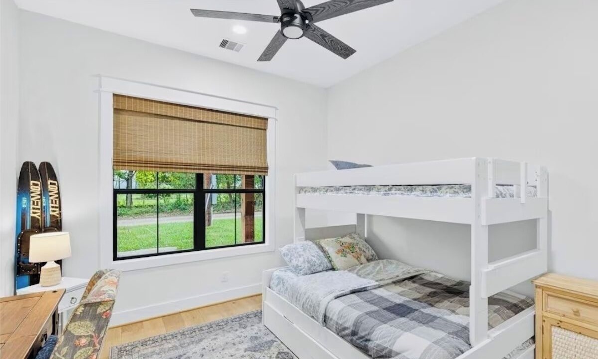 Photo of Bedroom in Kingsland