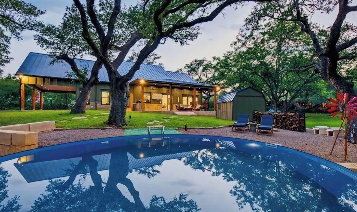 Photo of Outdoor in Kingsland