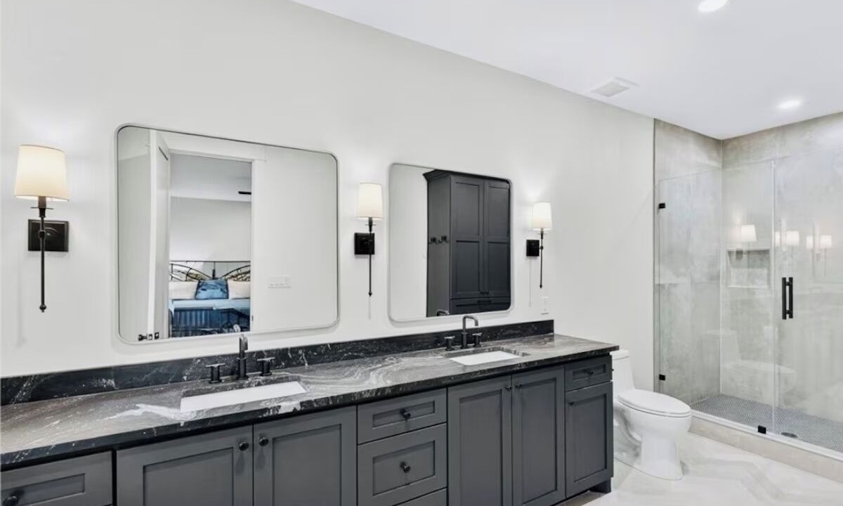 Photo of Bathroom in Kingsland