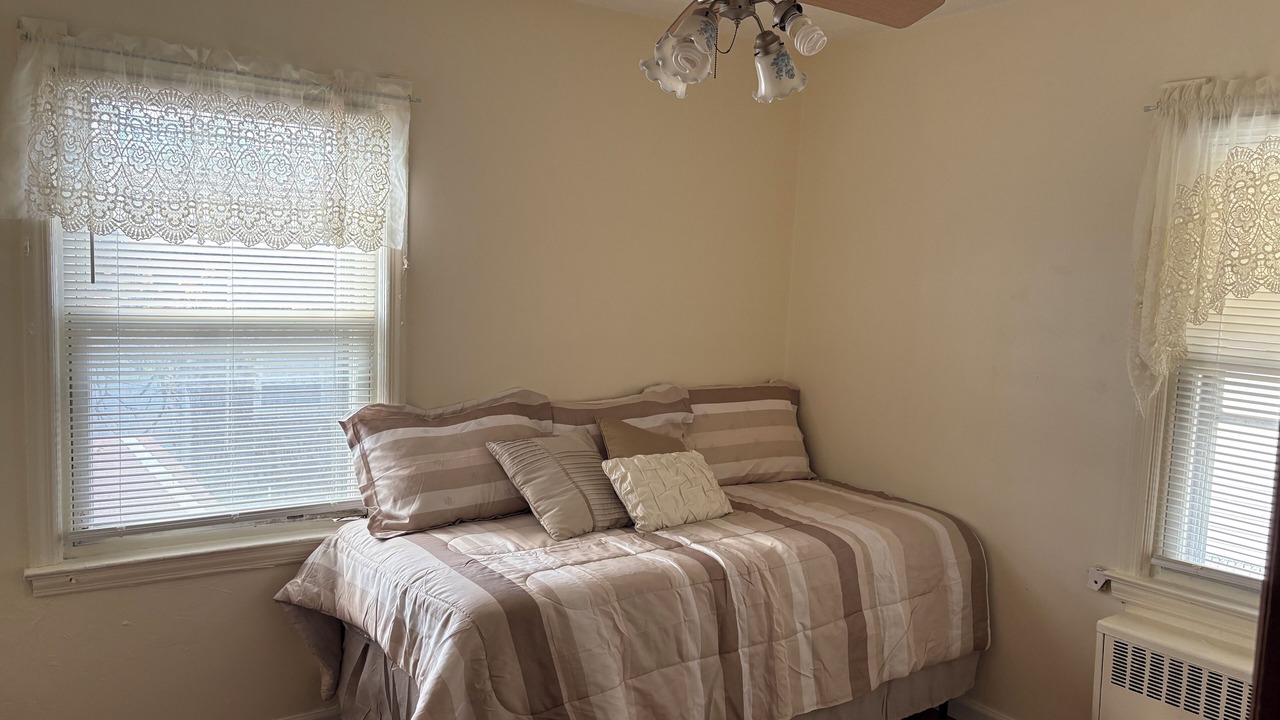 Photo of Bedroom in Canarsie