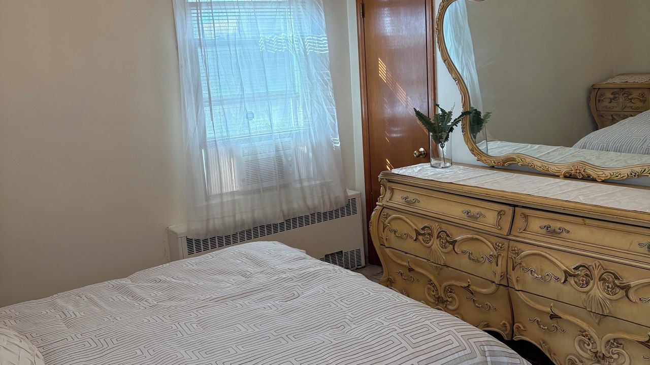 Photo of Bedroom in Canarsie