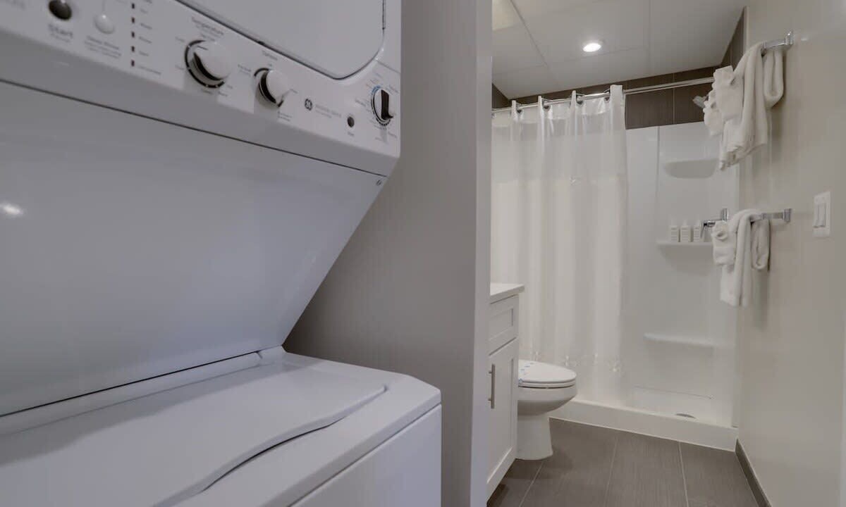 Photo of Bathroom in Court House
