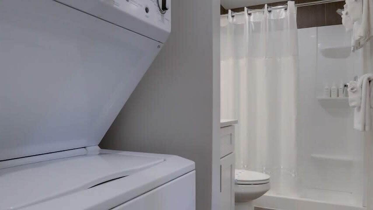 Photo of Bathroom in Court House