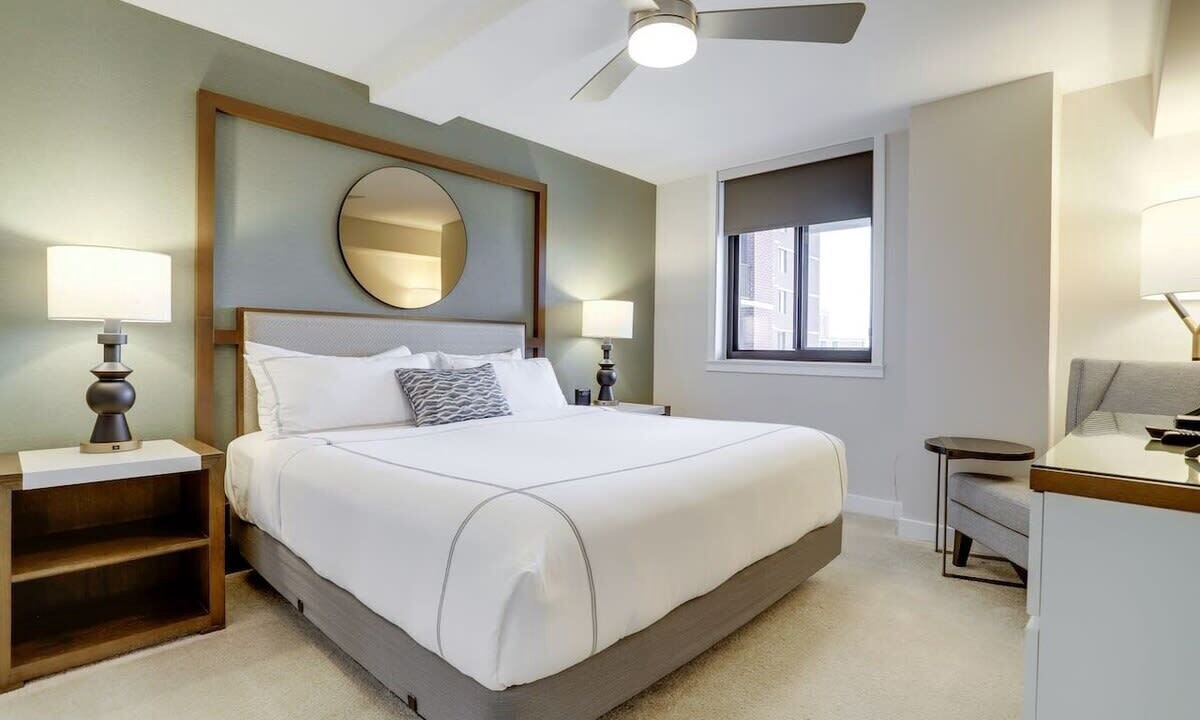 Photo of Bedroom in Court House