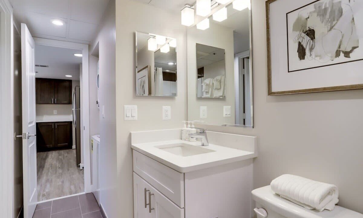 Photo of Bathroom in Court House