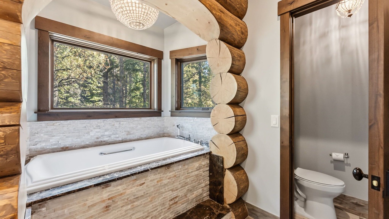 Photo of Bathroom in Breckenridge Heights