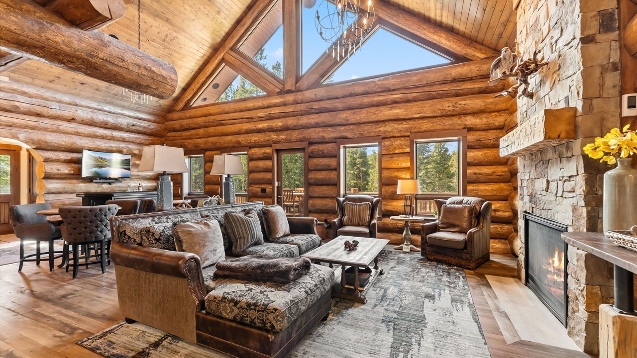 Photo of Livingroom in Breckenridge Heights