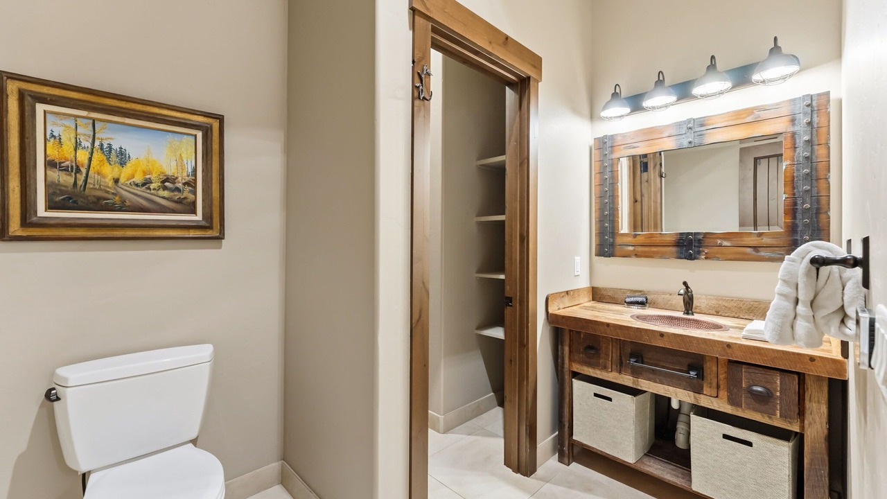 Photo of Bathroom in Breckenridge Heights
