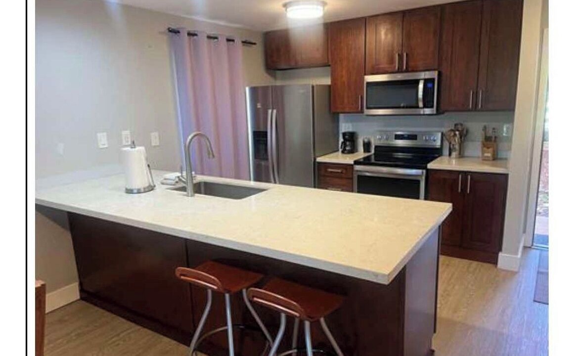 Photo of Kitchen in Maunaloa