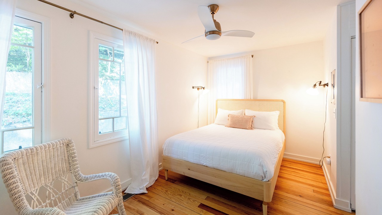 Photo of Bedroom in Macatawa