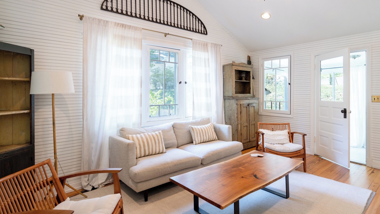 Photo of Livingroom in Macatawa
