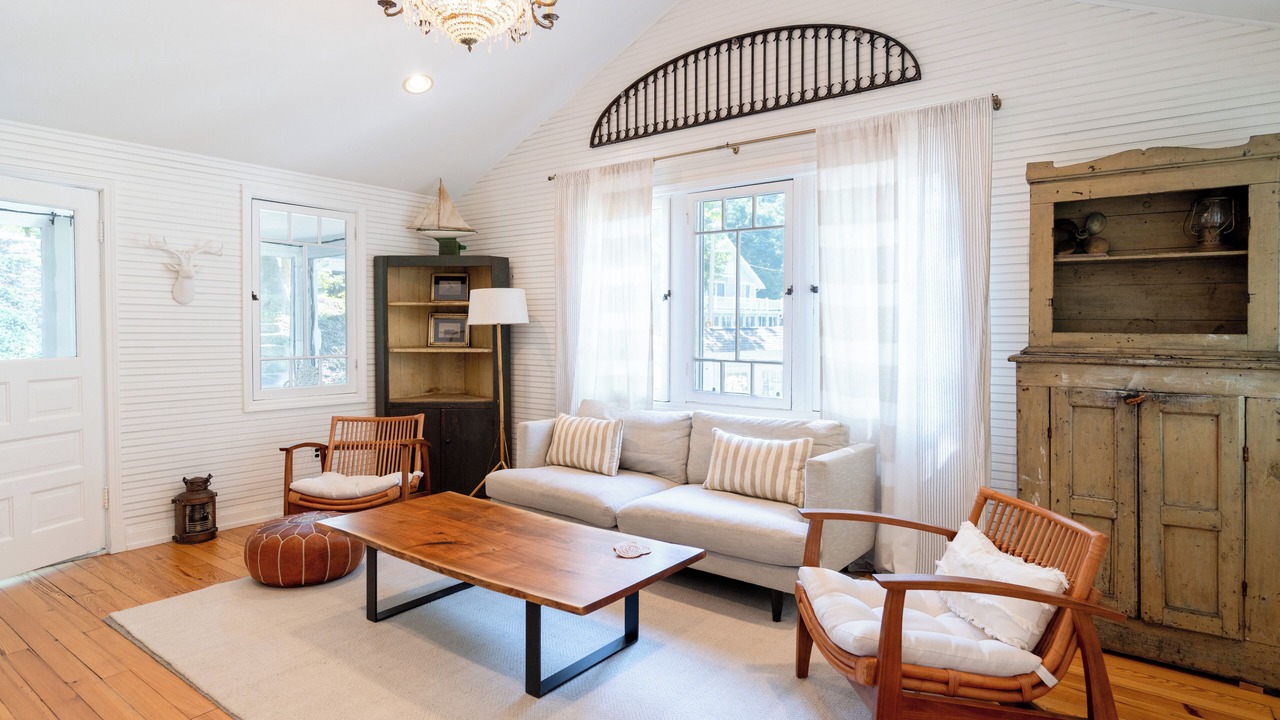 Photo of Livingroom in Macatawa