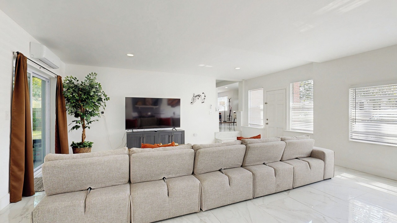 Photo of Livingroom in Avondale