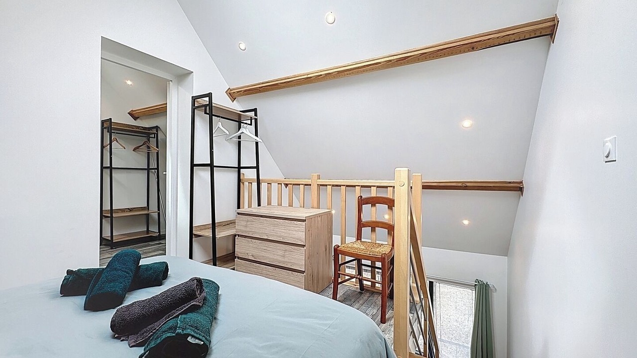 Photo of Bedroom in Vineuil-Saint-Firmin