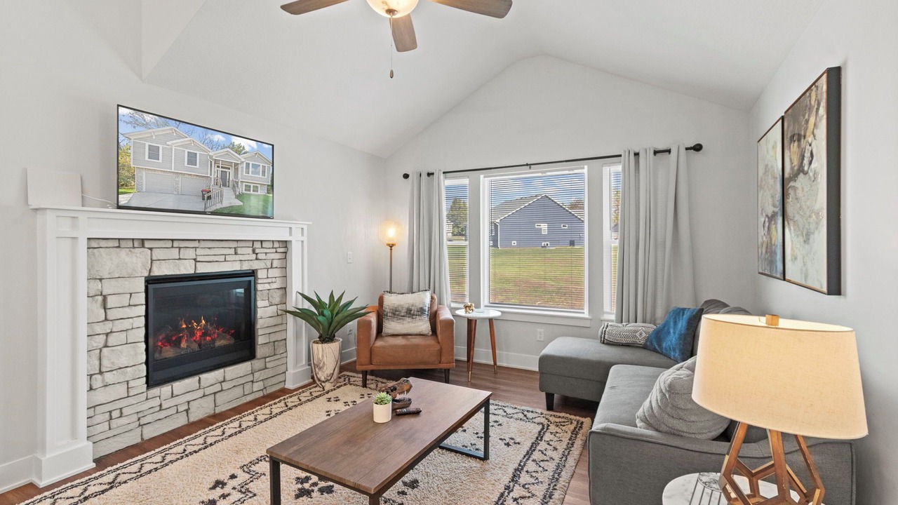 Photo of Livingroom in Excelsior Springs