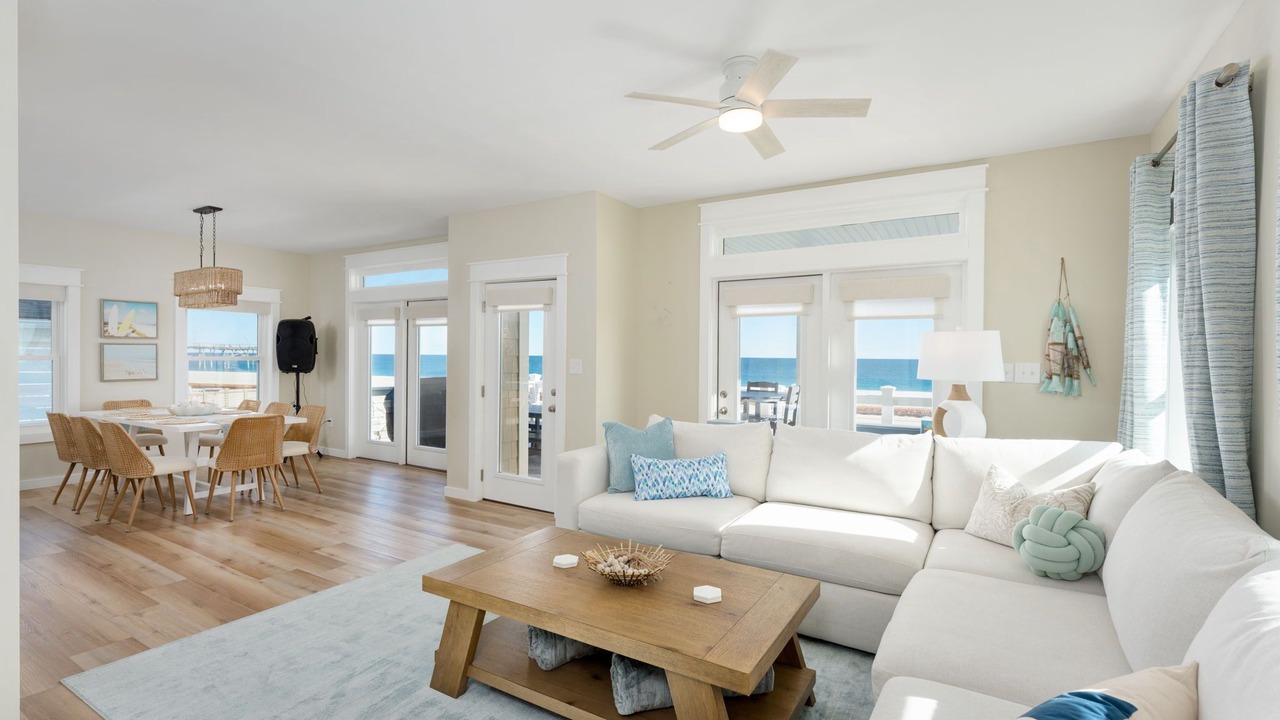 Photo of Livingroom in North Carolina Coast