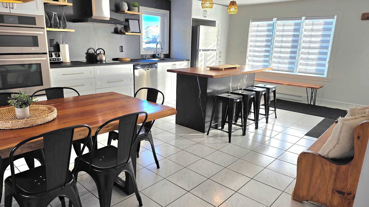 Photo of Kitchen in Petite-Riviere-Saint-Francois