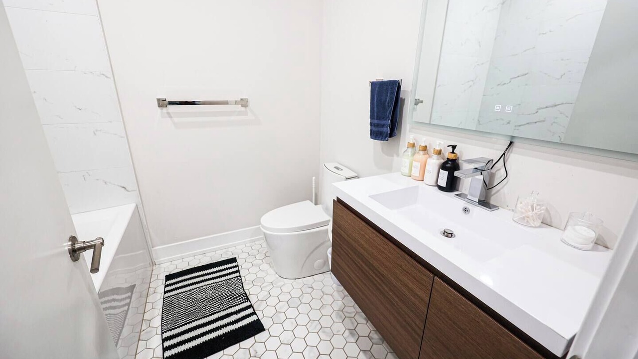 Photo of Bathroom in East Parkside