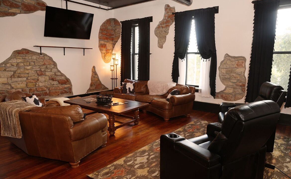 Photo of Others in Buffalo