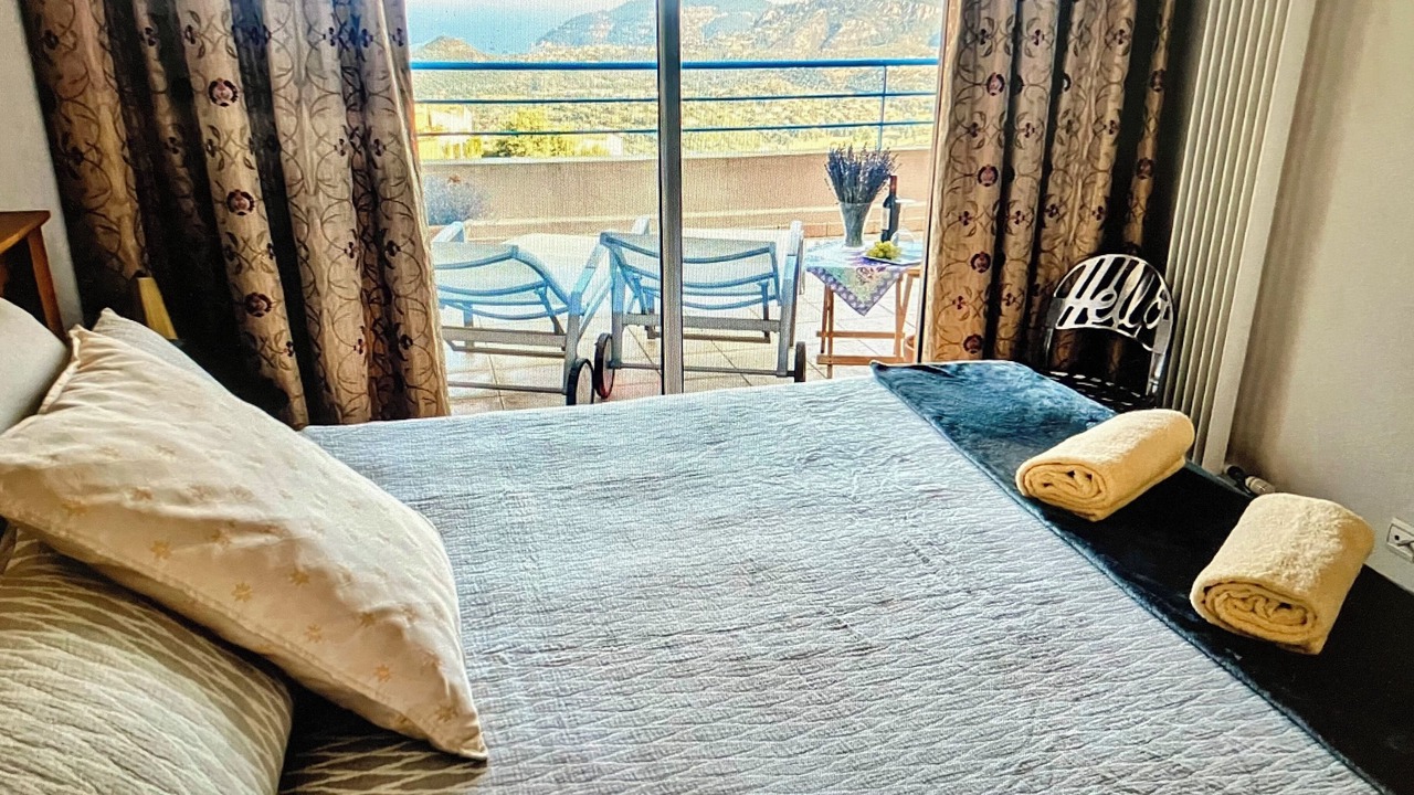 Photo of Bedroom in Tanneron