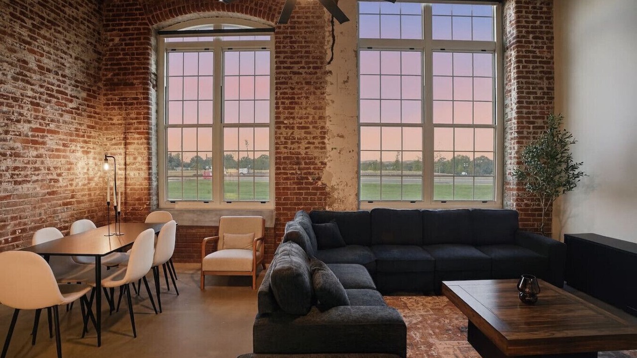 Photo of Livingroom in Judson